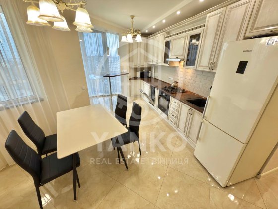 Велика 1к 60 м², з панорамним видом на місто — ЖК Пироговський