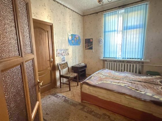 Сдам 2 комнаиную Левый берег.  Сдам 2 к Калиновая. Сдам 2 к пр. Слобожанский