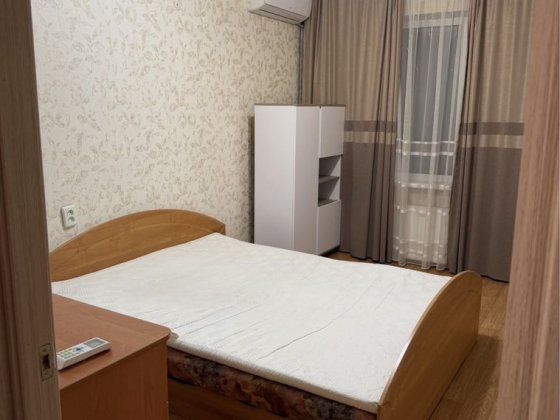 ^Оренда 2 х кімнатної квартири Вул. Автозаводська р-н Пескі