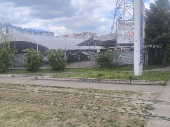 Продам/сдам место на крытой автостоянке Одеса