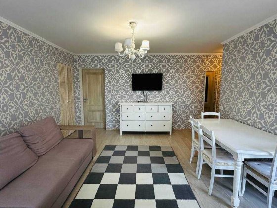 Оренда квартири на вул. Пасічна ( поворот на М. Печери)