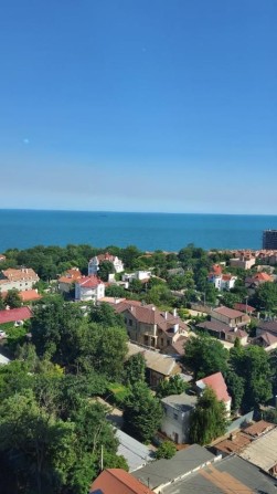Сдам свою 2х комн.квартиру без комисии на 16 ст. Б. Ф. - фото 1
