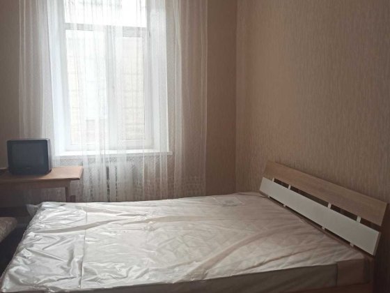 Сдам 2 к. квартиру в центре на  Пантелеймоновская / Канатная.