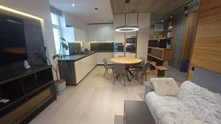 Сдам 3 ком квартира ПАРКИНГ В ЦЕНЕ ЖК IQ Hause нагорка. Генератор на все. Паркинг. Заарытый двор - фото 1