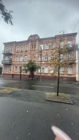 Сдам 2-х комнатную квартирк в Центре - фото 1