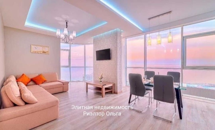 Панорамная VIP 2 спальни +студия ЖК 9 "Жемчужина/ Французский бульвар! 84 м². - фото 1