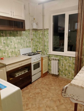 Новикова\Стуса 1к квартира 33м  на 4\5 этаже хорошее состояние - фото 1