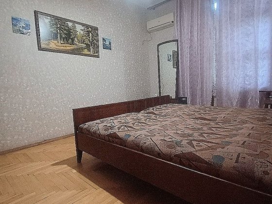 Сдам 2 комн. Можно для командировочных.