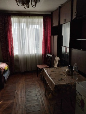 Аренда гостинка  у порога метро Заводская 4500 грн  + свет - фото 1
