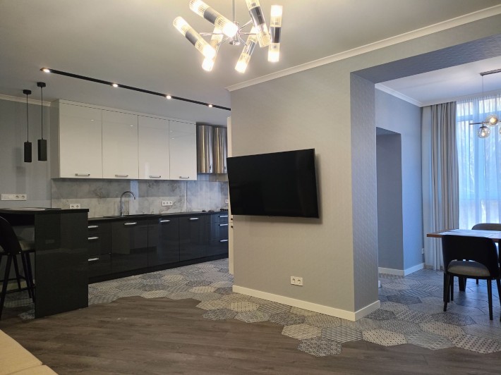 Продаж 2-к квартири вул. Радистів, 34  ЖК Лісова Казка - фото 1