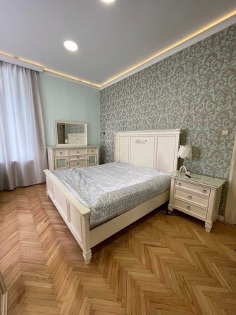 Оренда квартири в центрі міста, закрита територія + парковка - фото 1