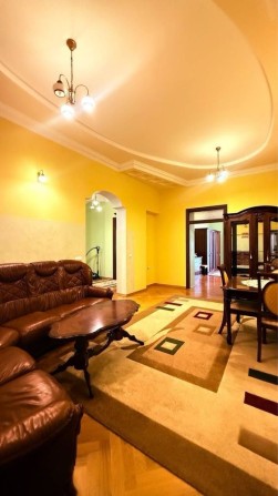 Оренда просторої 3 км квартири ( 105 м²) в центрі Львова, вул.Григоровича. - фото 1