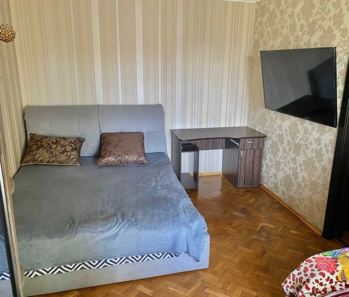 2х кімнатна з красивими меблями біля ТЦ Квадрат (без комісії) - фото 1