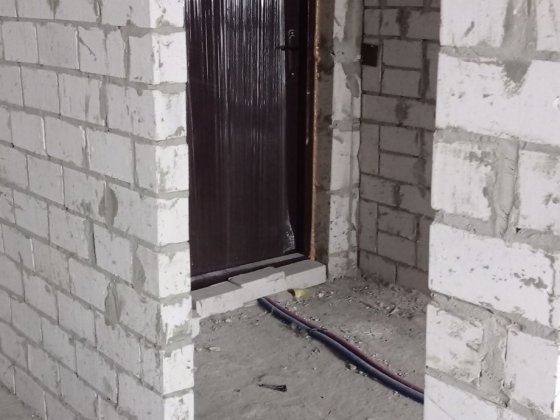 Сдам свою однокомнатную квартиру в строительном состоянии метро Академика Павлова под хранение личны Харьков
