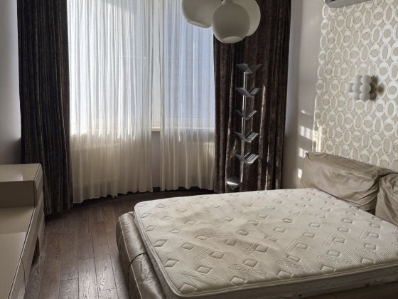 Аренда 2 к.кв. в Новострое м. Ботанический сад Харьков