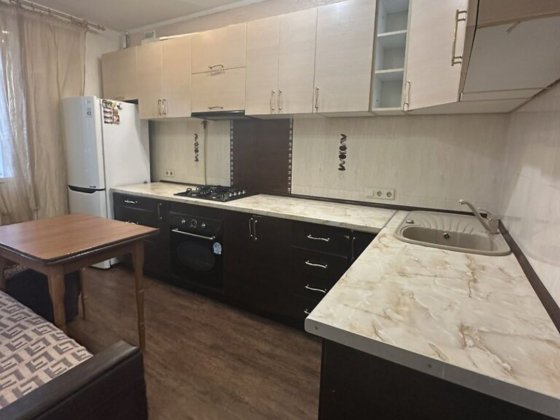 Аренда ‼️ 1о ком 50м кв  1этаж  газ  ЖК на Королева