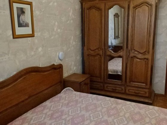 Здається 3- хкімнатна квартира на Вузовському