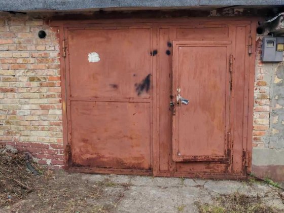Продам капітальний гараж у Вишгороді