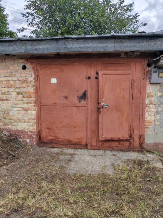 Продам капітальний гараж у Вишгороді - фото 1