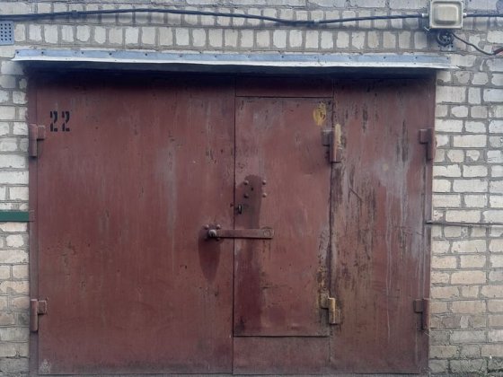 Продам гараж ГСК (ГБК) 14 поруч м-н 3 Лозова Лозова