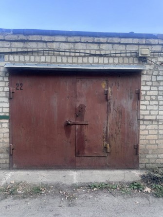 Продам гараж ГСК (ГБК) 14 поруч м-н 3 Лозова - фото 1