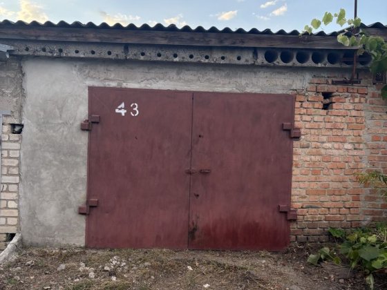 Продам гараж, кооператив Дорожник Умань