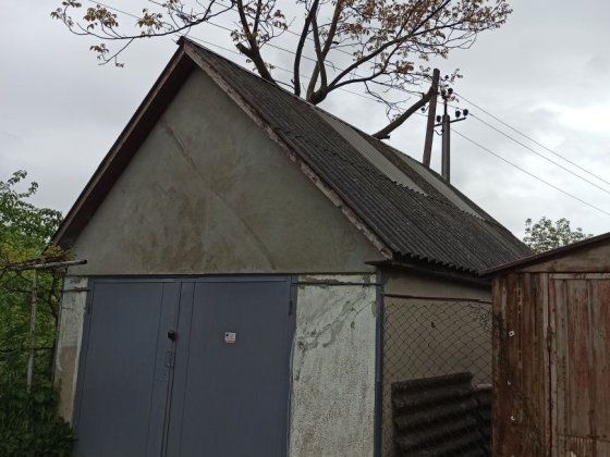 Продається або здається в оренду Гараж в м.Хуст по вул.Вокзальна(з  д Хуст