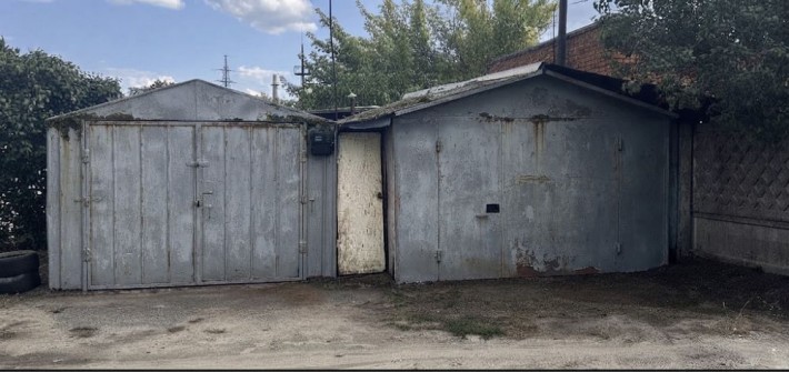Продам 2 металеві гаражі за ціною одного - фото 1