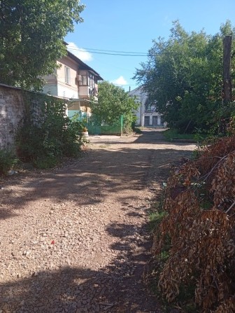 Продам гараж ,минута ходьбы от рынка кольцо 44кв - фото 1
