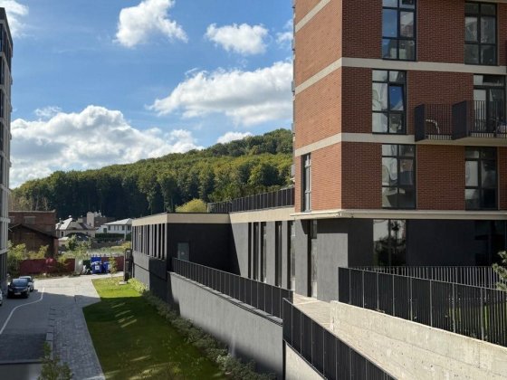 ПРОДАМ Паркомісце Lev Development Винники