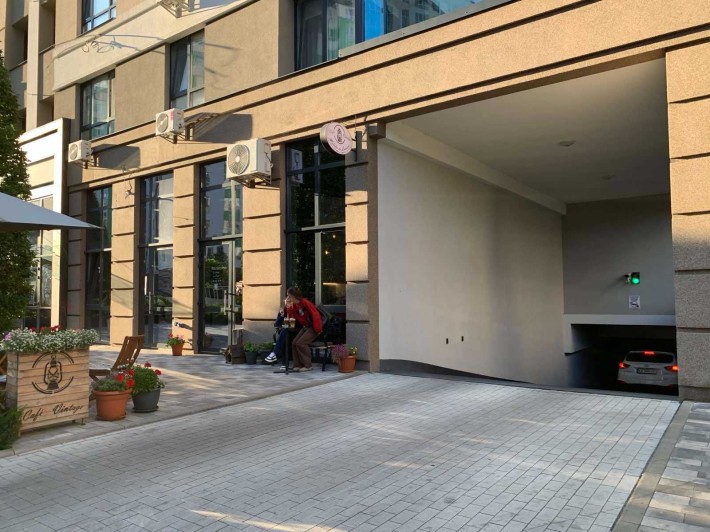 Продам паркомісце, у підземному паркінгу, ЖК Центральний 2. - фото 1