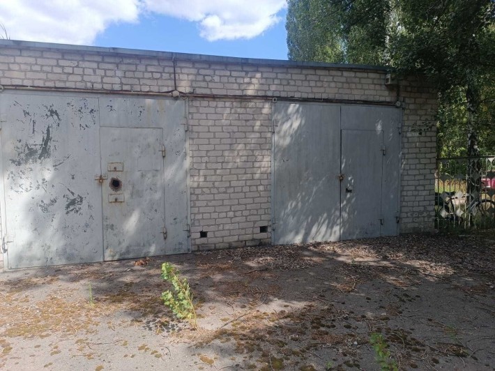 Гараж на 5 боксів, площею 115,5 кв.м., м. Кременчук - фото 1