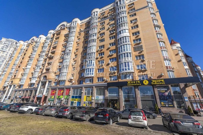 Оболонский, паркомісце в підземному паркінгу, ЖК Оазис, просп. Івасюка Володимира, 8 - фото 1