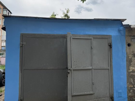 Продаж гараж на 29 школі усі документи ,окрема адреса