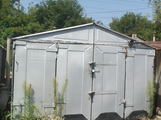 Продам гараж на Половках
