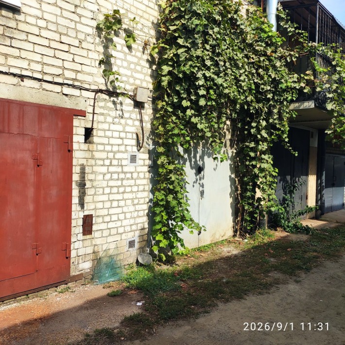 Гараж а/к  Захисник - фото 1