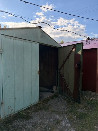 Продам залізний гараж з ямою і окремо погребом - фото 1