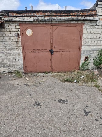 Продам гараж АК 27 певци - фото 1