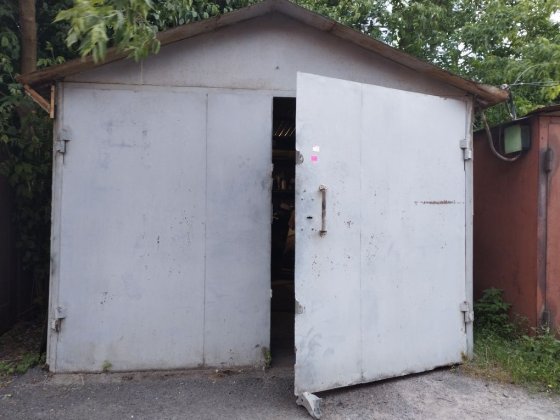 Продам гараж в ГТ"Ветеран" Винница