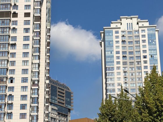 Продаж паркомісць оптом на Печерську, Новопечерські Липки, Андрія Верхогляда, цент, підземний паркін