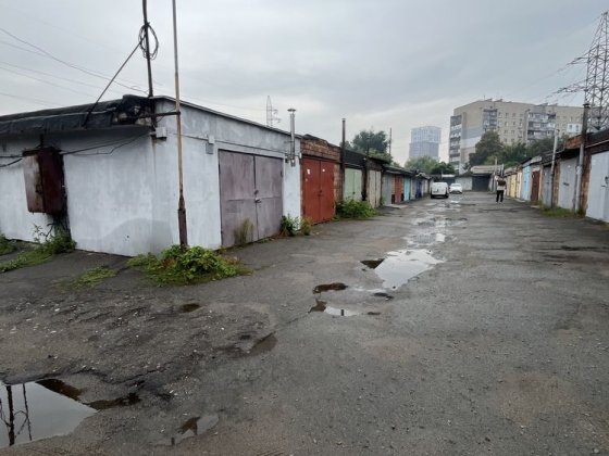 Продам капитальный гараж в АГК Энергетик-2 Дніпро