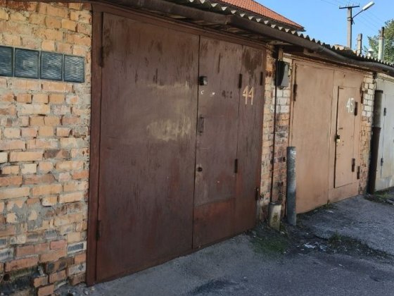 Гараж, Польова вул. Космонавтів 11а Житомир