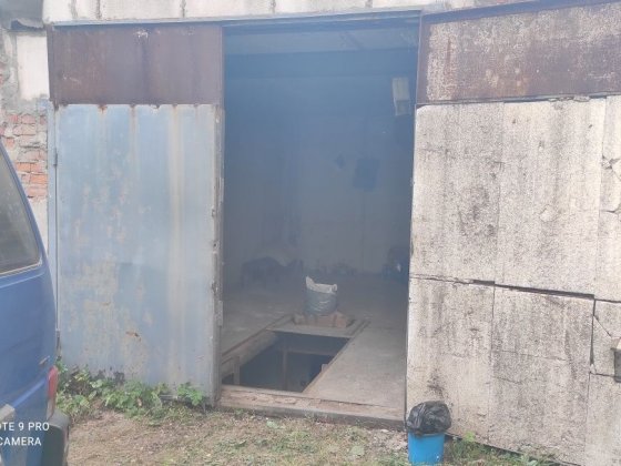 Продам гараж з подвалом Дніпро