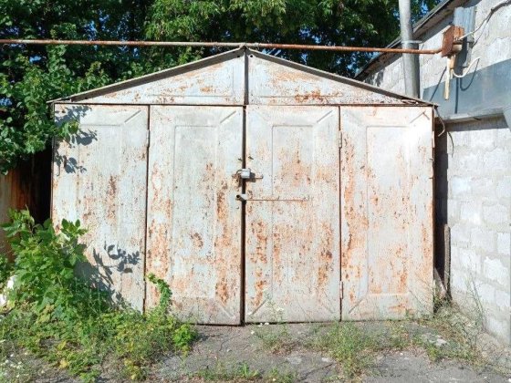 Продається металевий гараж у гаражному кооперативі «Байково» . Дніпро