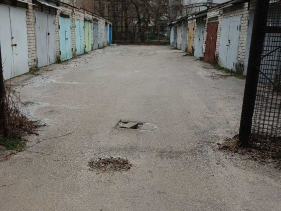 Продам кирпичный гараж с подвалом, Араратская, Днепр Дніпро