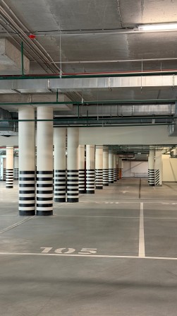 Продаж паркомісця Новопечерські Липки 7 черга, Андрія Верхогляда, Печерськ - фото 1