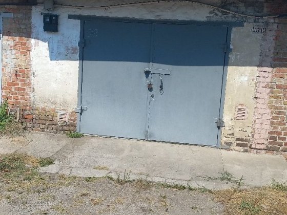 Продам гараж по ул. Красная .