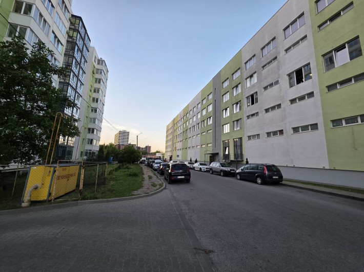Продаж  гараж, нежитлового приміщення вул. Сихівська - Полуботка. Іскра. Сихів - фото 1