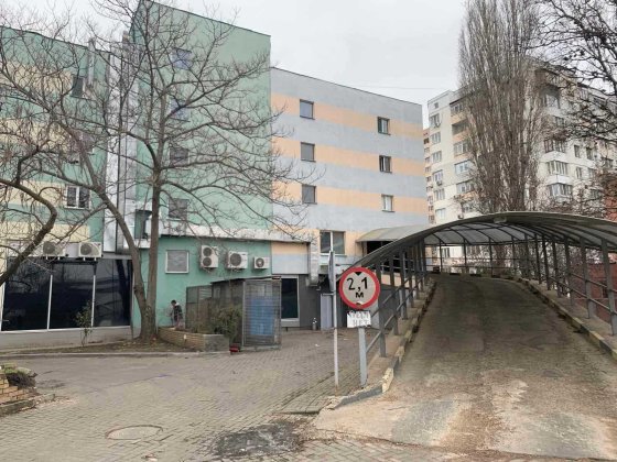Продам  паркинг  на  Таирова / Тополёва Одеса