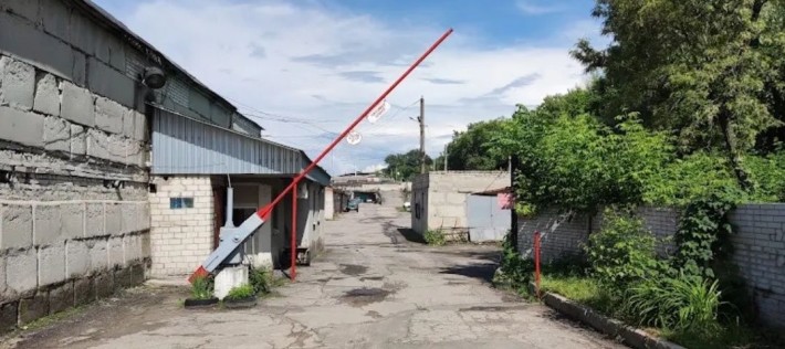 Продам капитальный гараж, в ГК"Чайка" 18м² - фото 1